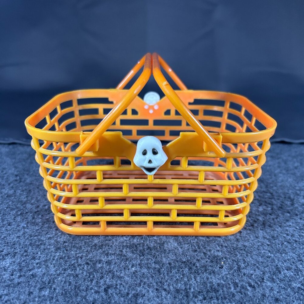 Rare Vintage 90s Spearhead Orange‎ Halloween Skull Plastic Basket